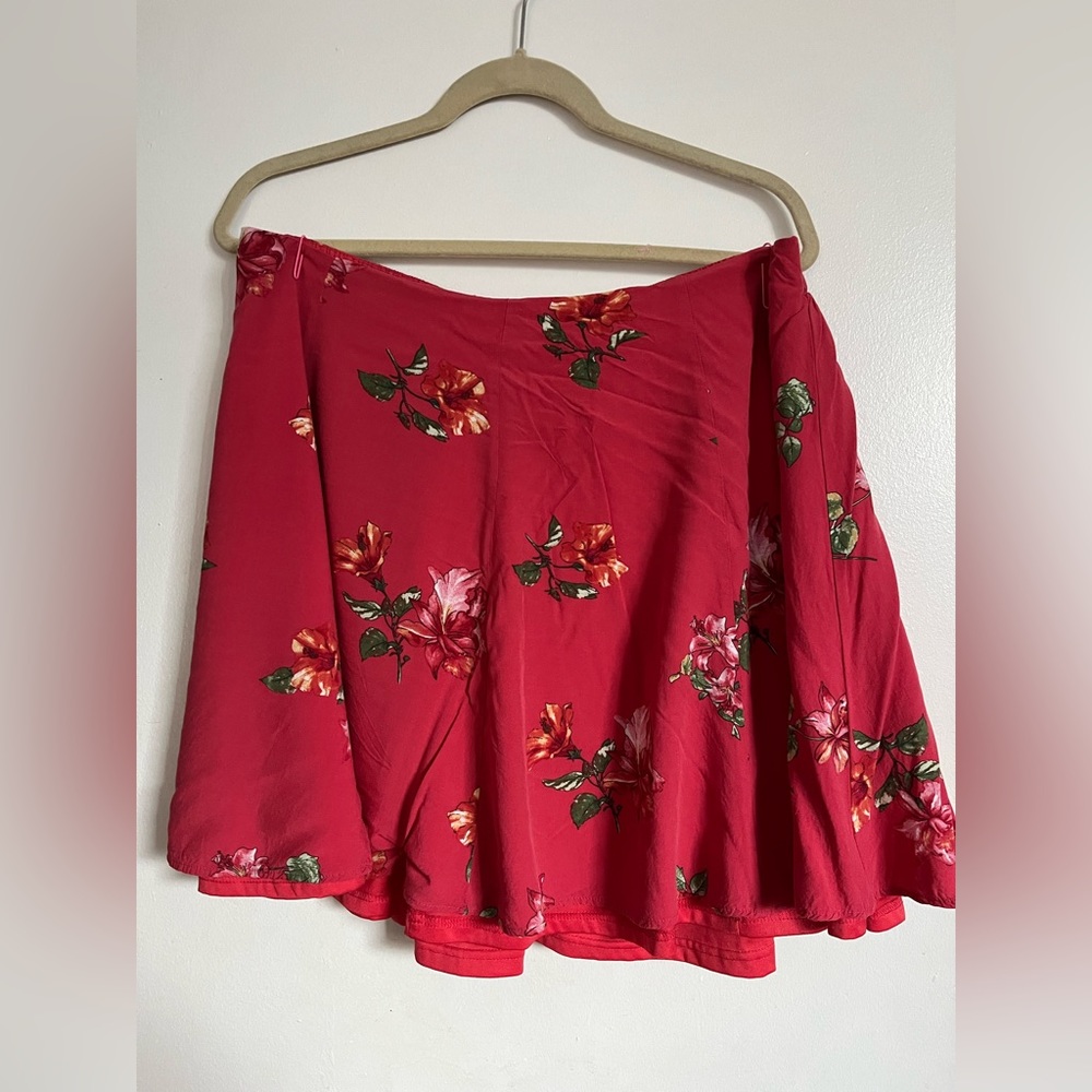 Forever 21 1X Pink Floral Mini Skirt